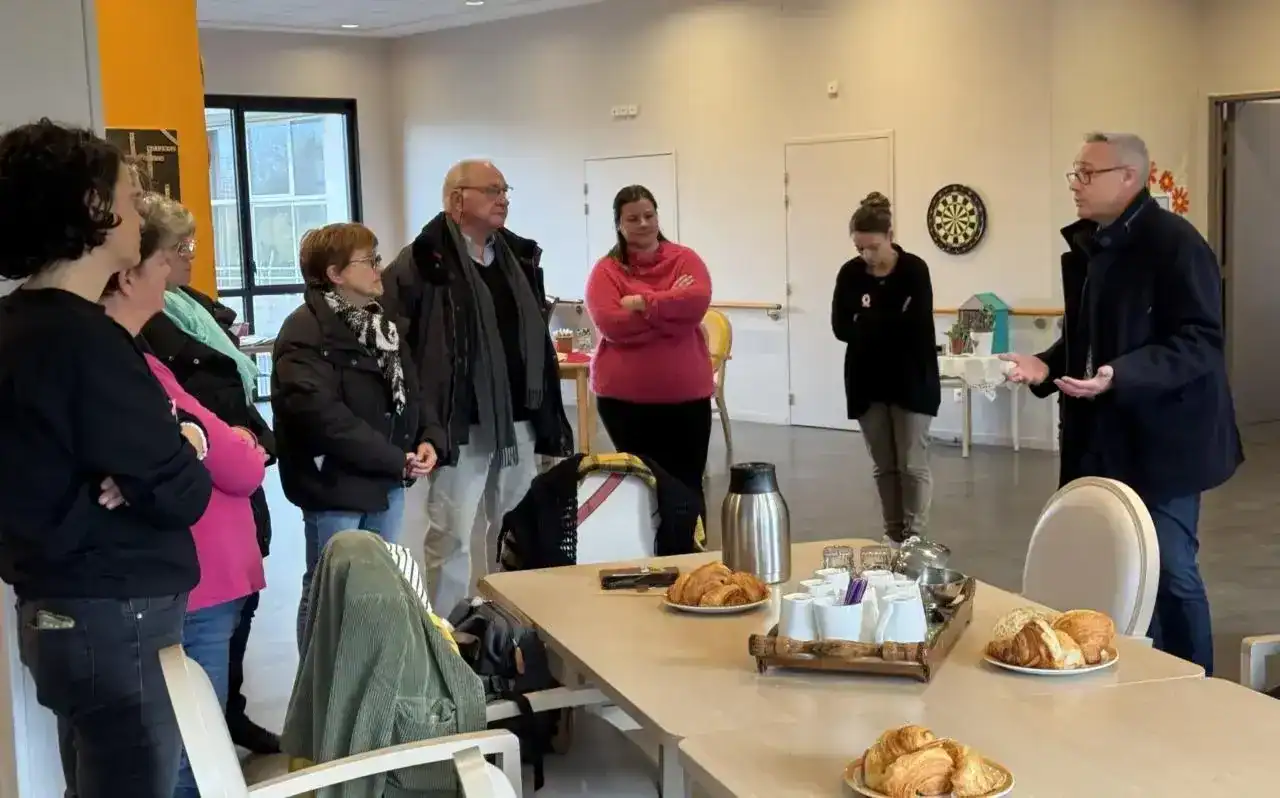 Broons. Le Fare remet un chèque à la Ligue contre le cancer. Article Ouest France du 6 novembre 2025